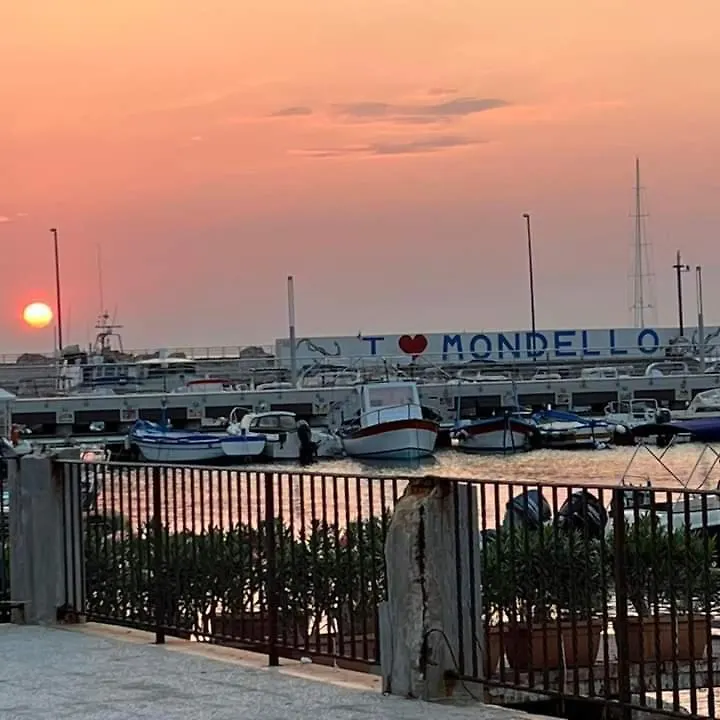 Homestay Terrazza Mare Mondello Apartment Palermo